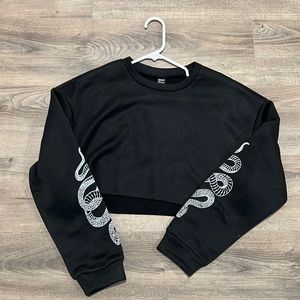 Cropped Black Sweatshirt Snake Serpent Shein US Large